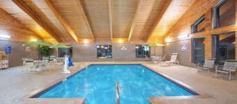 AmericInn by Wyndham Clear Lake