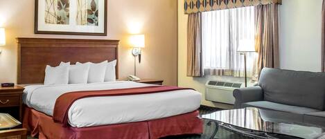 Standard Room, 1 King Bed, Non Smoking | Premium bedding, desk, blackout drapes, iron/ironing board