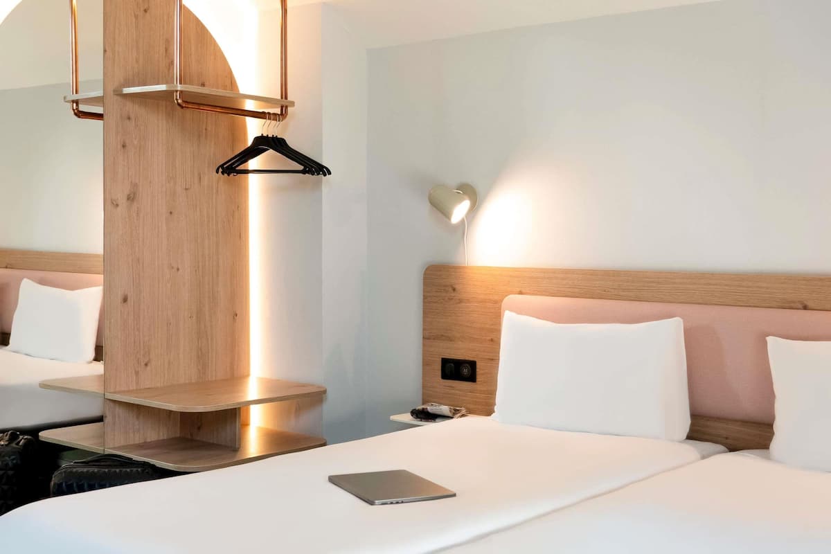 Minibar, in-room safe, desk, soundproofing