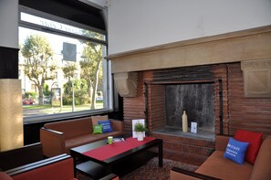 Khu lounge executive