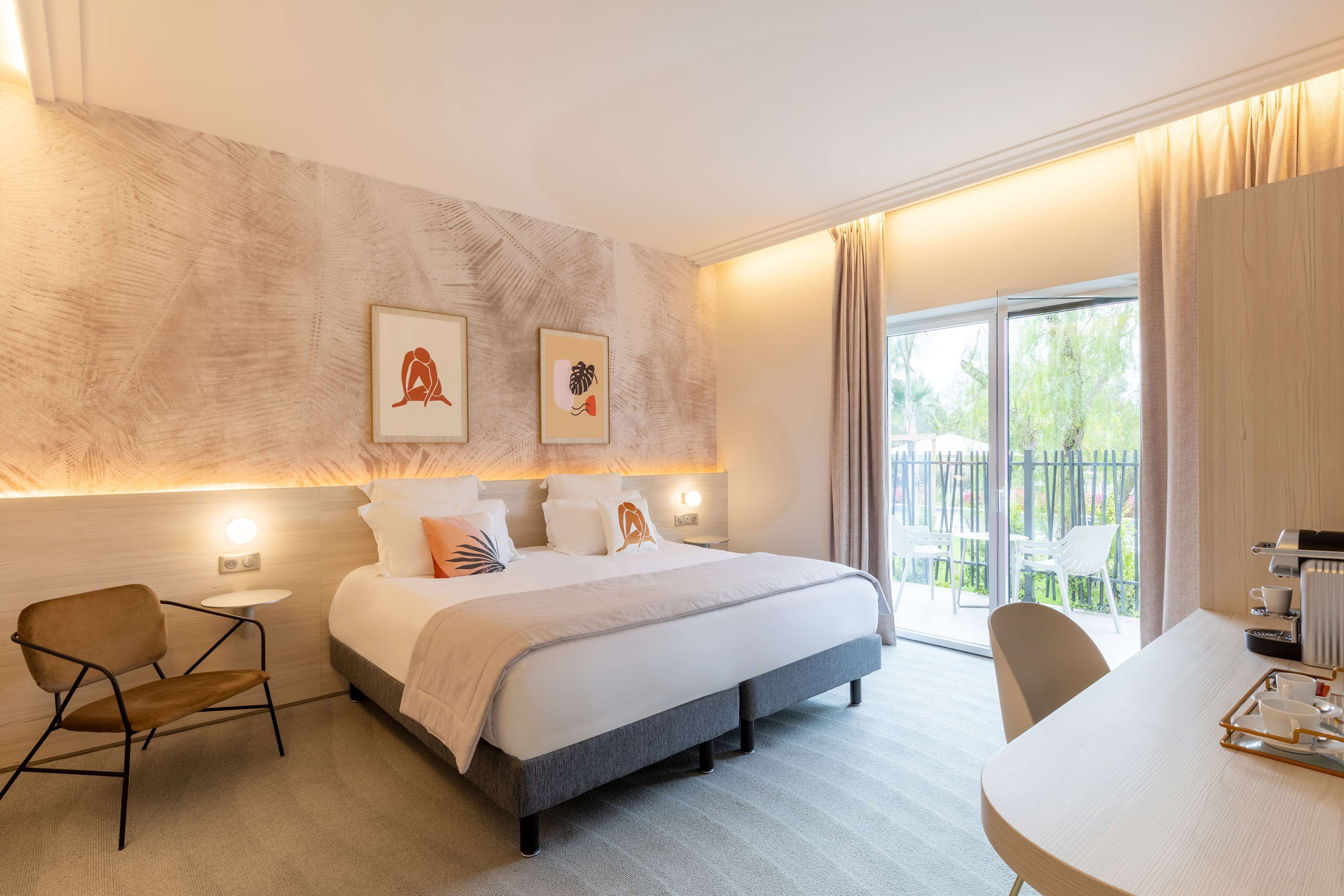 1 bedroom, minibar, in-room safe, desk