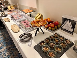 Free daily buffet breakfast - Montra Odder Parkhotel (Odder)