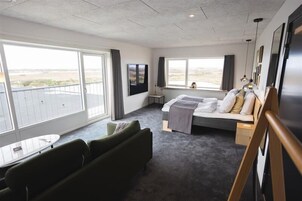 Junior Suite | Premium bedding, iron/ironing board, free WiFi, bed sheets