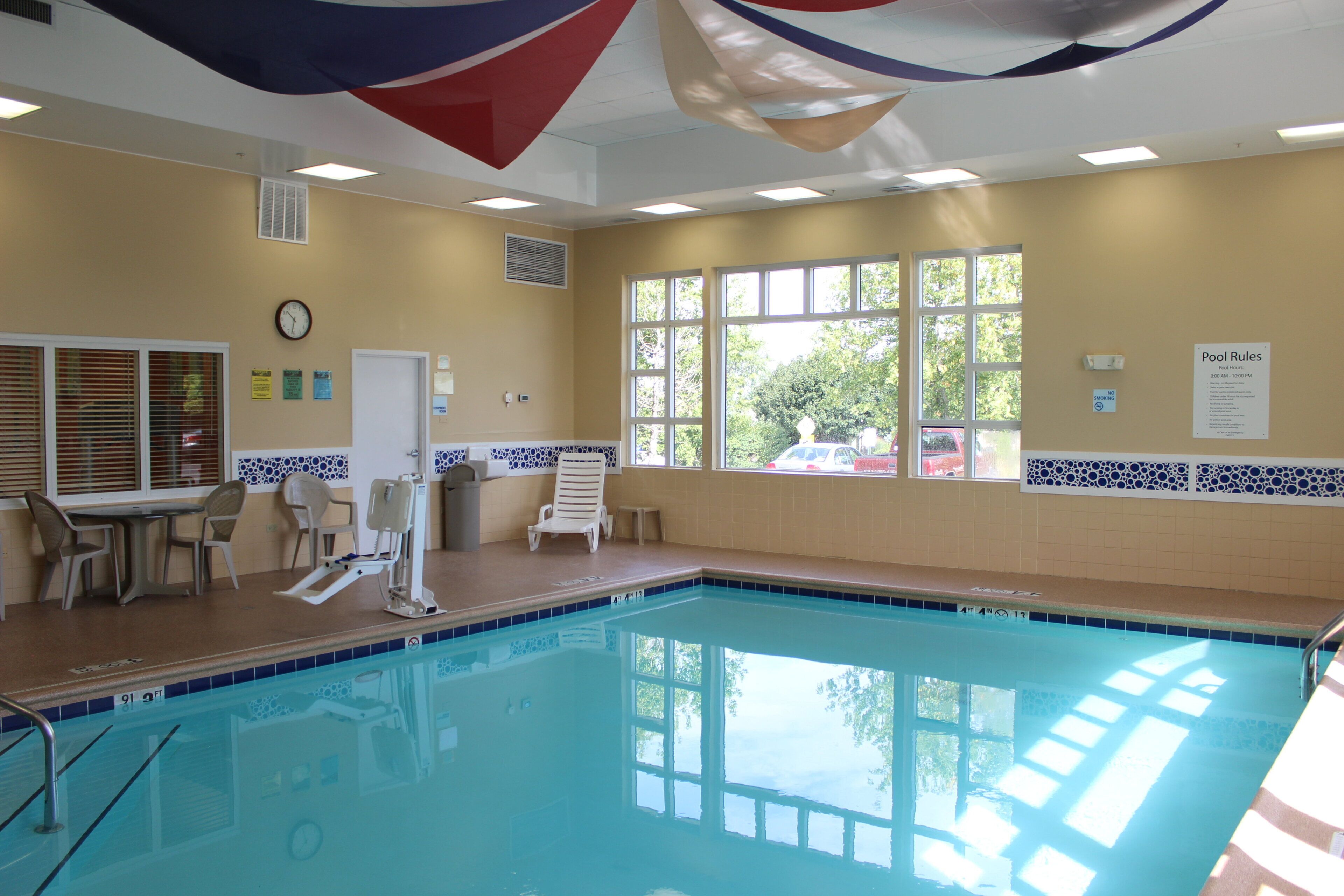 Foto - Holiday Inn Express Hotel & Suites Chicago-Algonquin by IHG