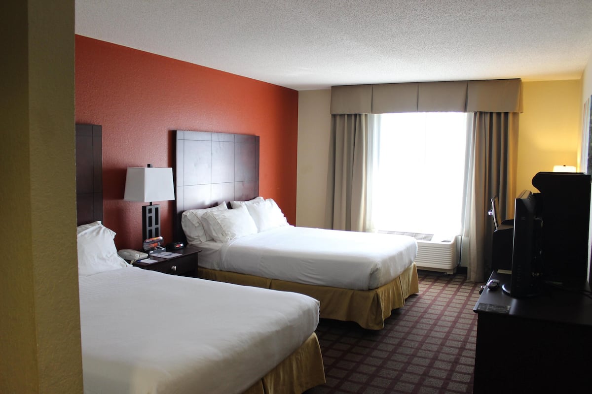 In-room safe, desk, blackout drapes, iron/ironing board