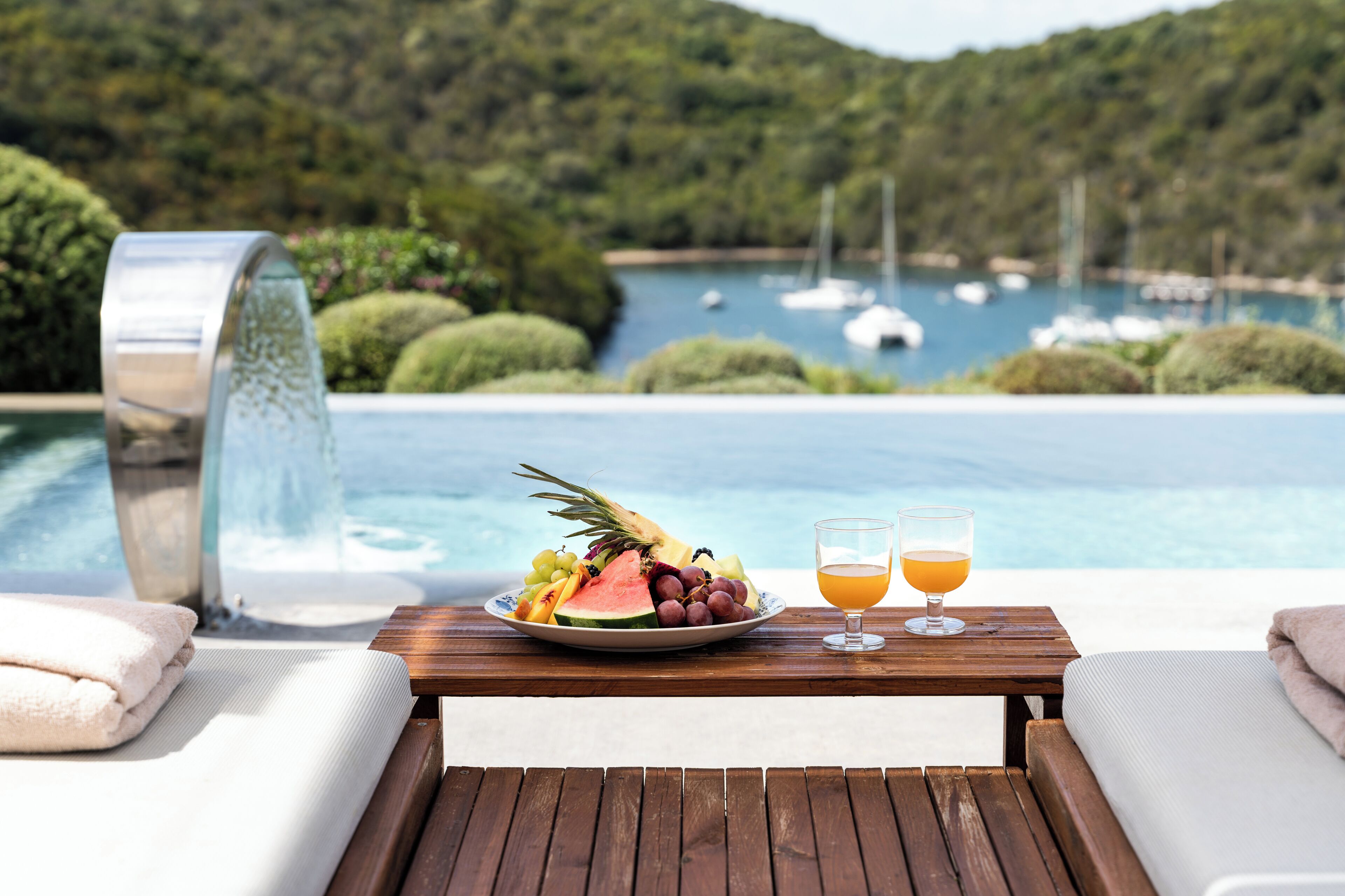 Executive Junior Suite Sea View, Patio Private Pool | Balcony view
