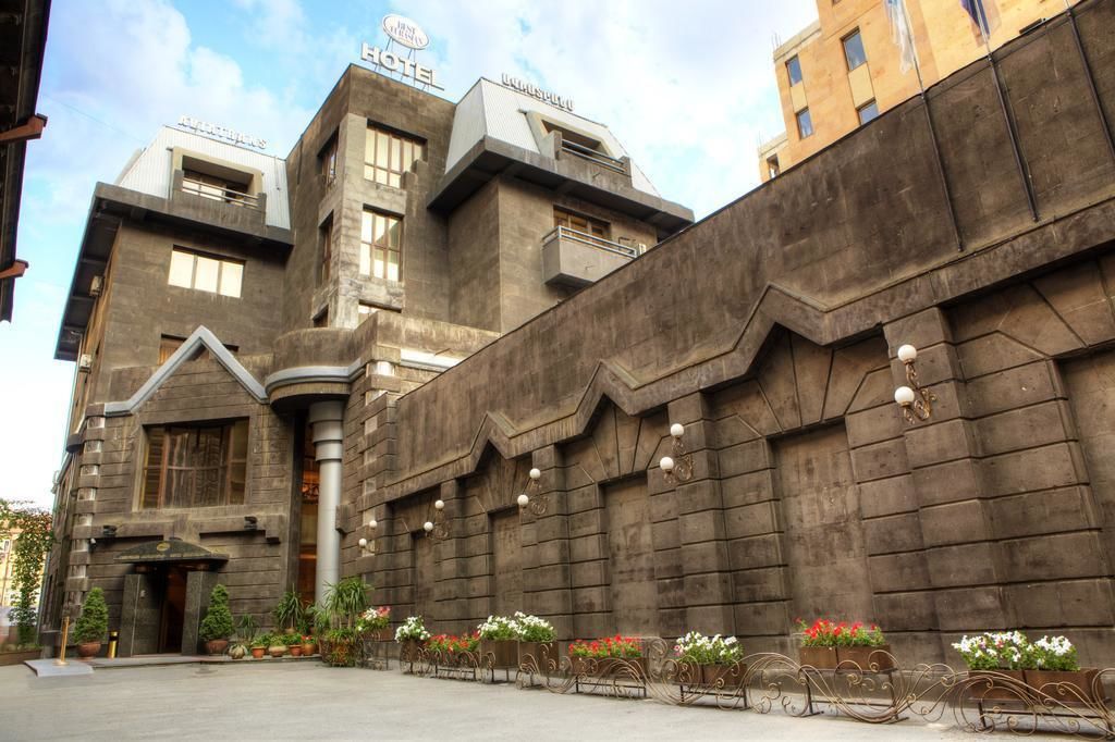 واجهة المنشأة