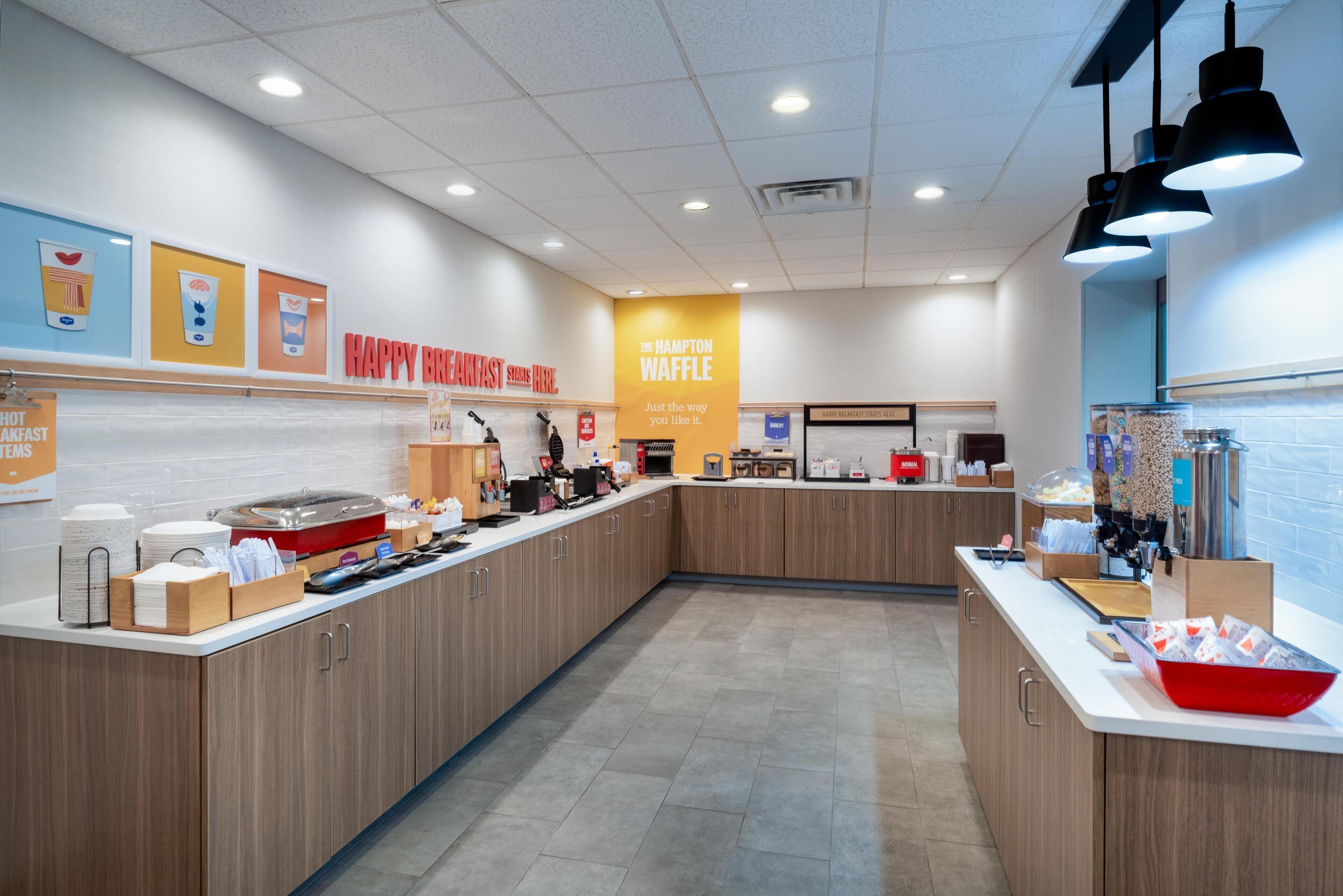 Free daily continental breakfast 