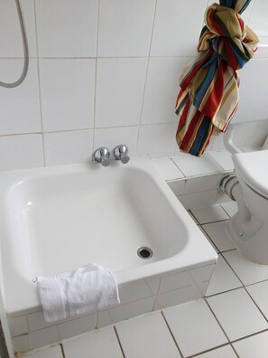 Bathroom - Hotel Domo (Düsseldorf)