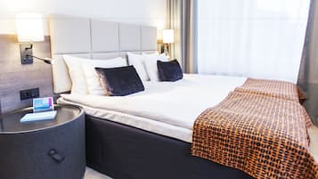 Chambre Standard, 2 lits une place, non-fumeurs | Fer et planche à repasser, lits bébé (en supplément), Wi-Fi