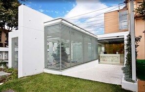 Sauna, baño de vapor, tratamientos corporales y masajes deportivos 