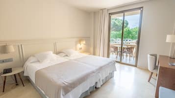 Double Room, Balcony (Garden or Pool View, Balcony) | Minibar, in-room safe, desk, blackout drapes