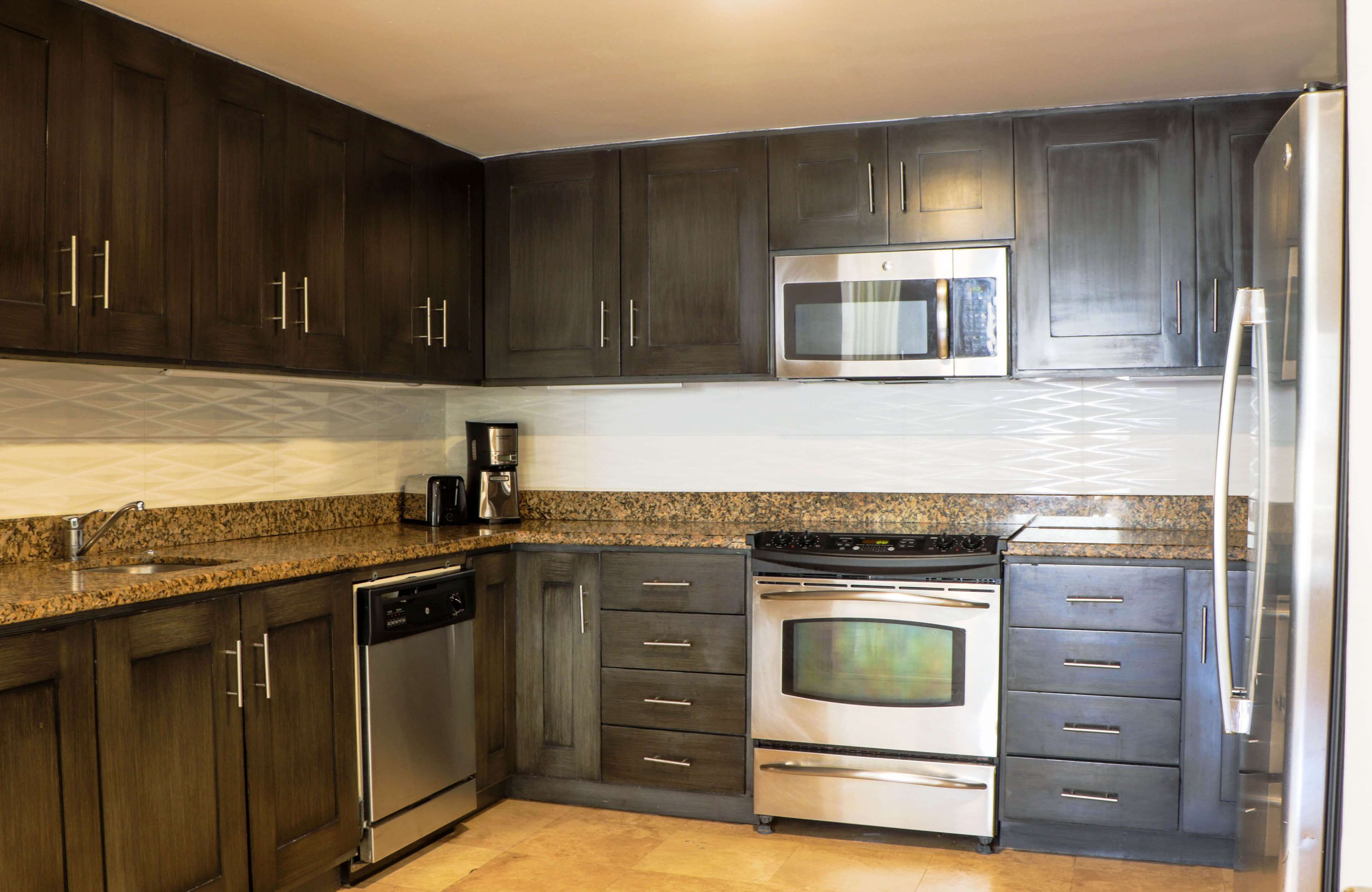 espresso maker, cookware/dishes/utensils