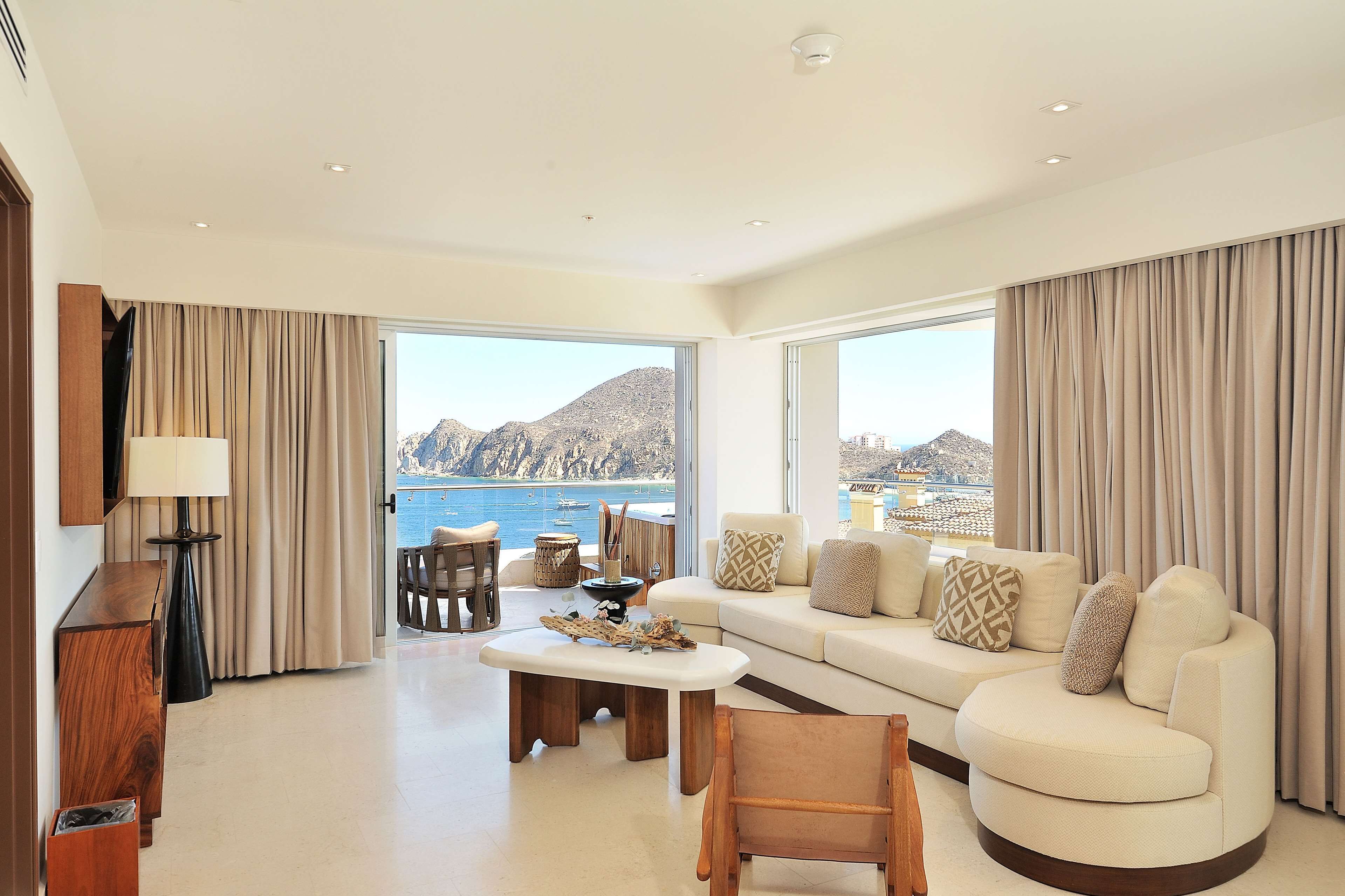 suite, 2 bedrooms (land's end) | premium bedding, pillow-top beds, in-room safe, individually decorated