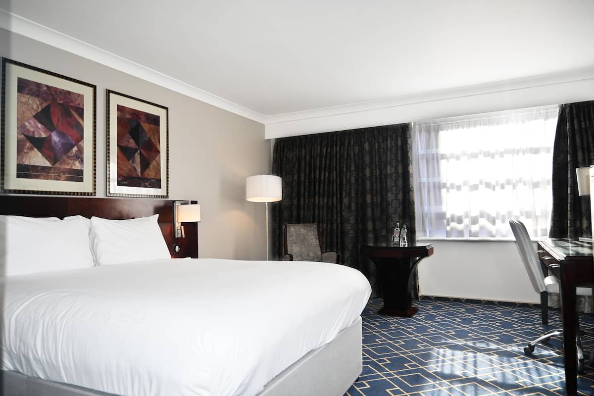 In-room safe, desk, laptop workspace, blackout drapes