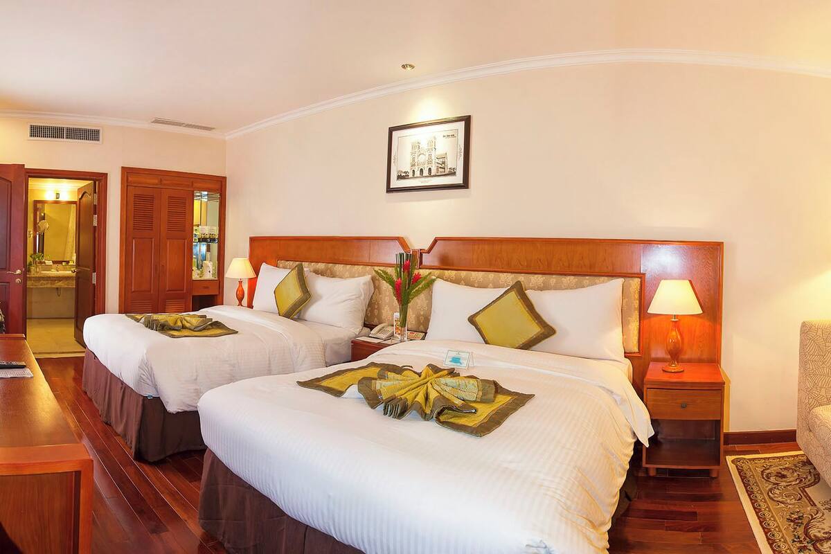 Ropa de cama de alta calidad y minibar