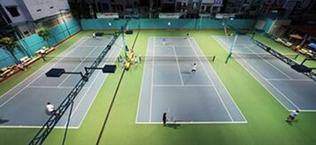 Lapangan tenis