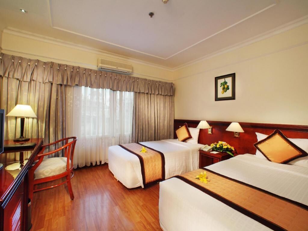 Premium bedding, minibar, in-room safe, desk