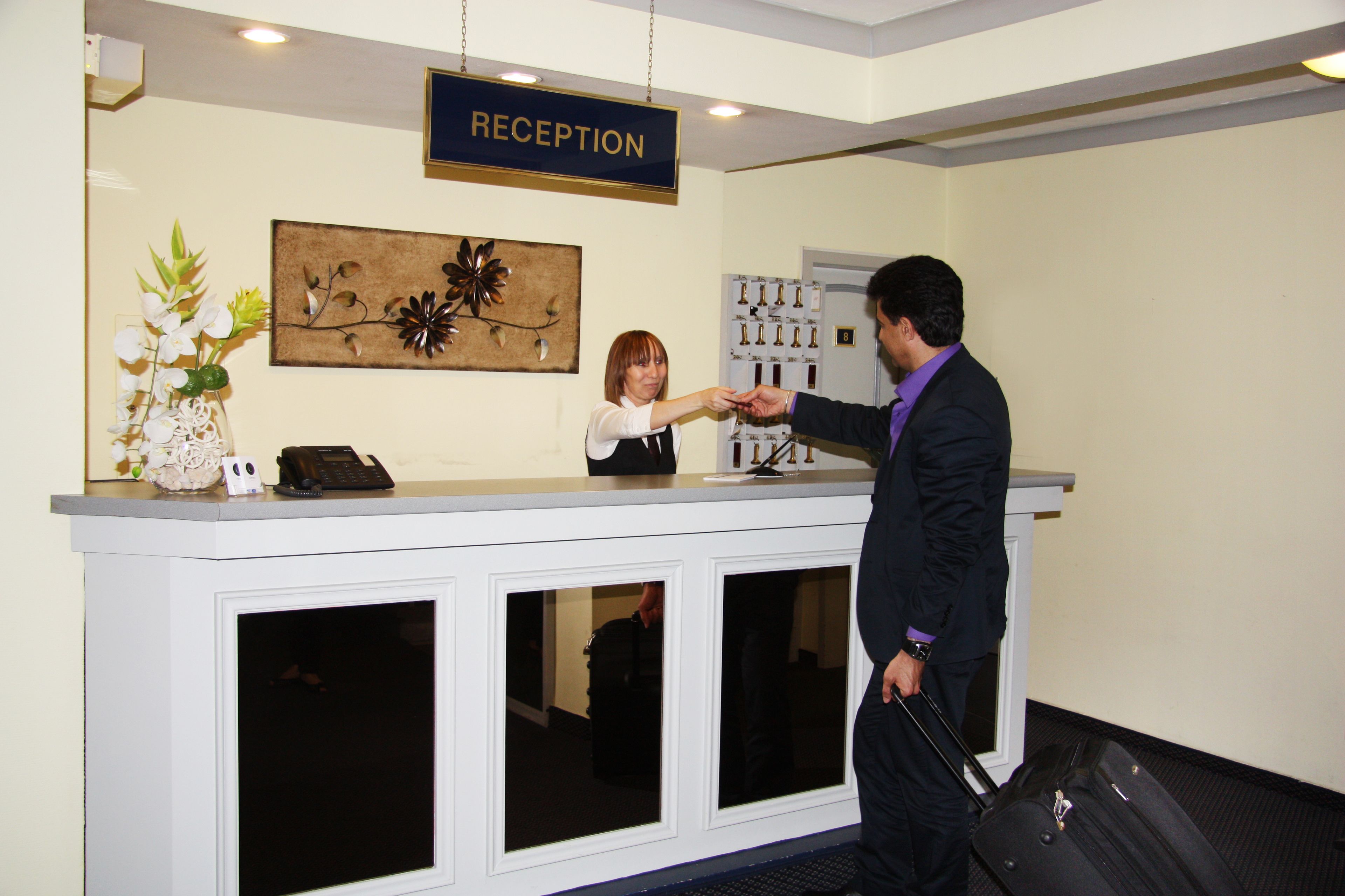 Photo - INA Hotel Royal