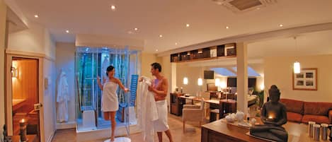 Couples treatment rooms, sauna, body treatments, aromatherapy