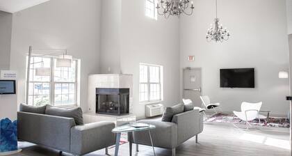 Ramada by Wyndham Sellersburg/Louisville North