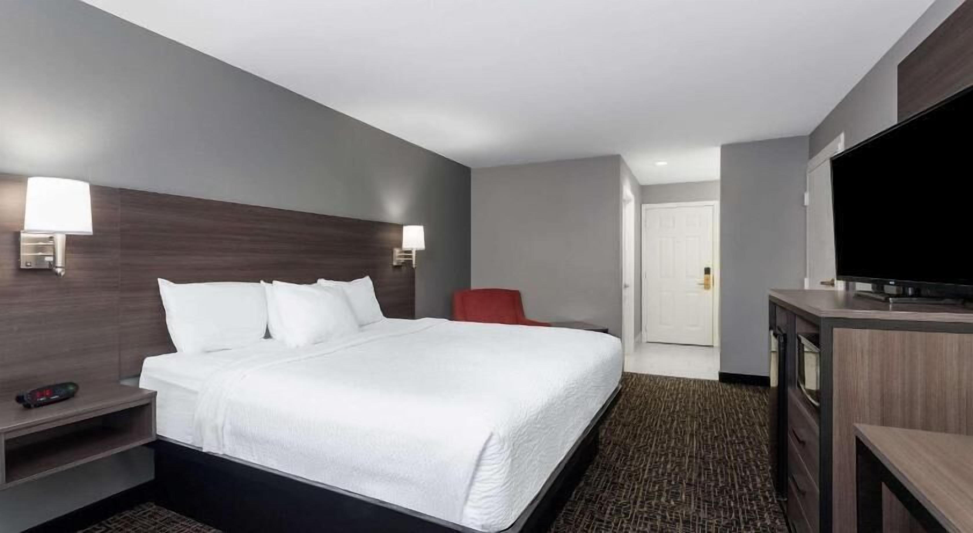 Pillow-top beds, in-room safe, desk, iron/ironing board