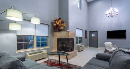 Ramada by Wyndham Sellersburg/Louisville North