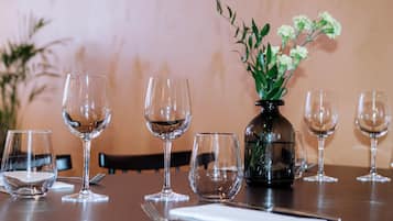 Se sirven desayunos, almuerzos y cenas