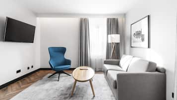 Junior Suite, 1 King Bed with Sofa bed | 1 bedroom, in-room safe, desk, laptop workspace