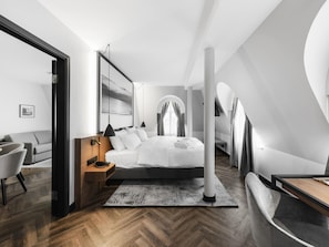 1 bedroom, in-room safe, desk, laptop workspace