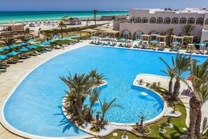Indoor pool, outdoor pool - Palm Beach Palace Djerba (Midoun)