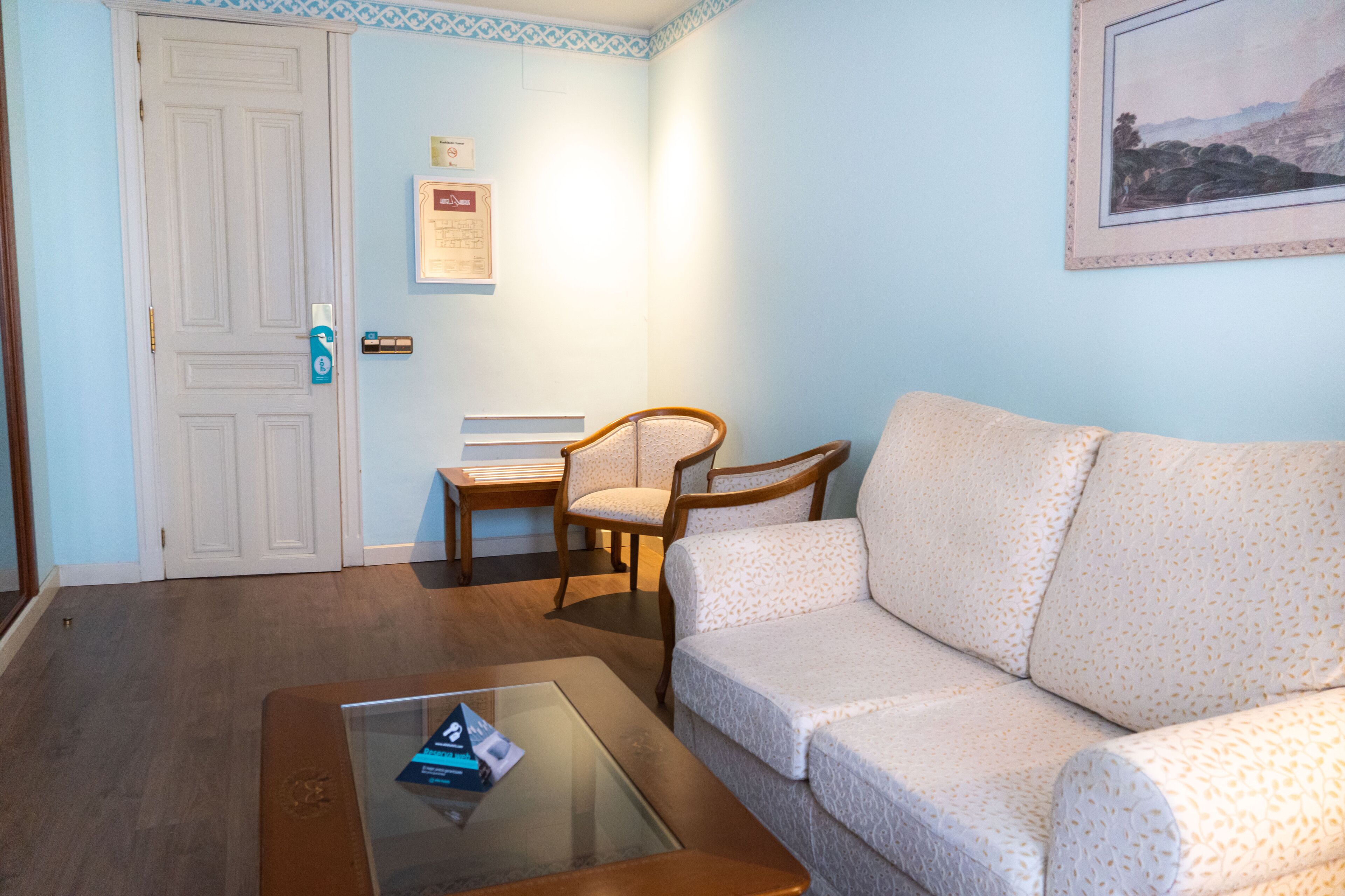 superior double room | in-room safe, desk, free wifi, bed sheets