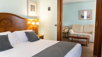 Coffres-forts dans les chambres, bureau, Wi-Fi gratuit, draps fournis