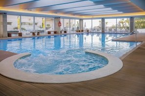 Salle de soins pour les couples, soins du corps, aromathérapie