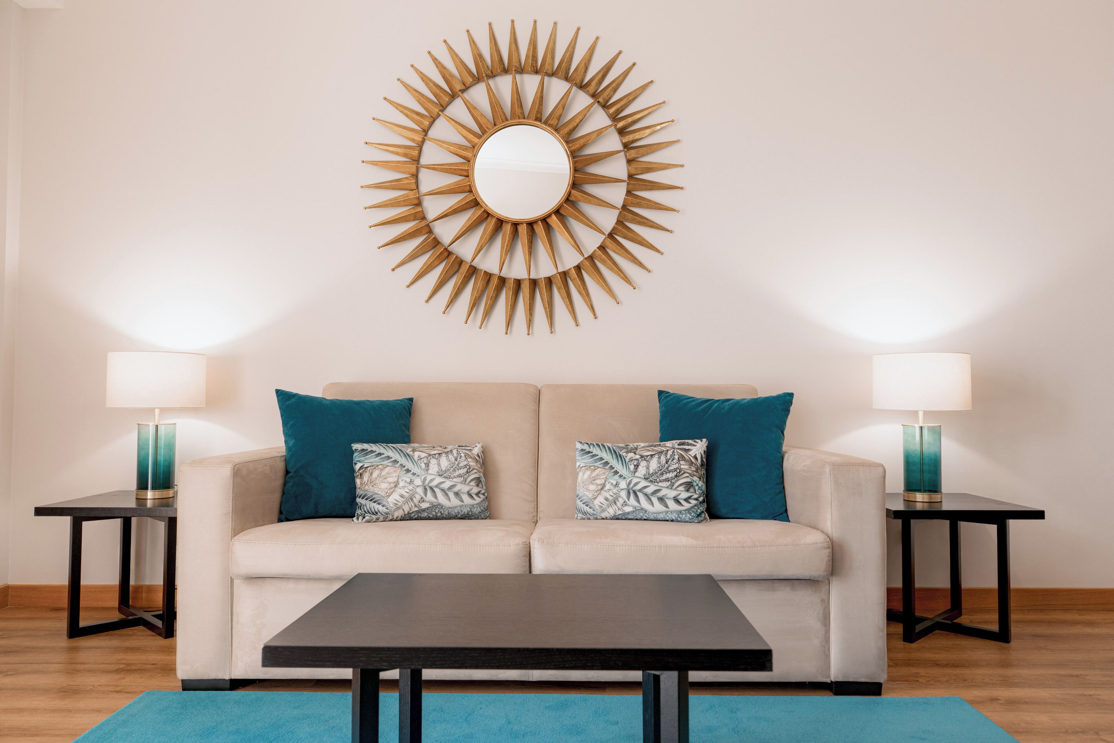 42-inch lcd tv with digital channels, tv