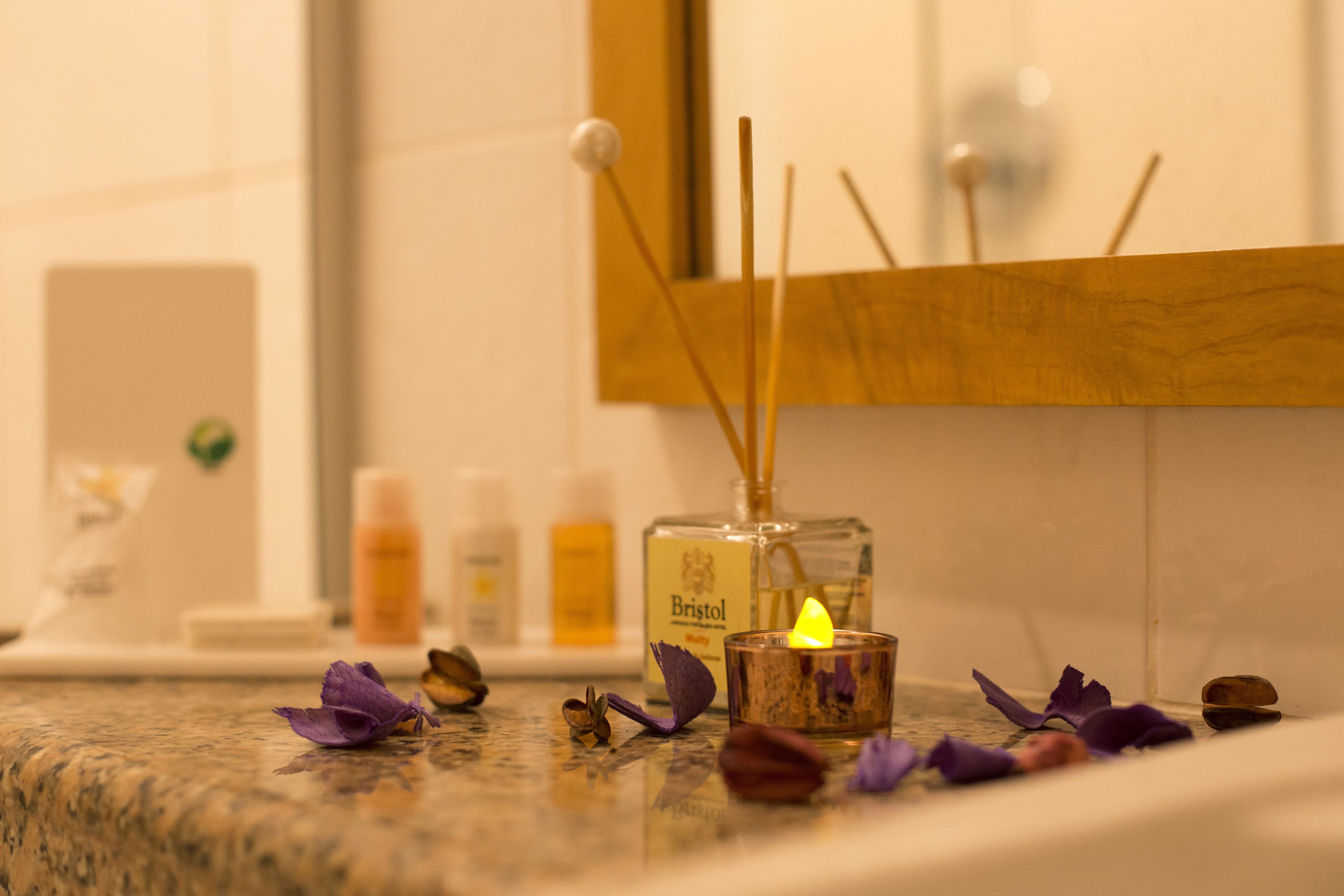 premium double room | bathroom | shower, free toiletries, hair dryer, towels