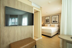 Suite Superior King | ミニバー、セーフティボックス (室内)、デスク、遮光カーテン