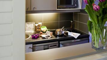 客房內保險箱、書桌、免費搖籃/嬰兒床、免費無線上網