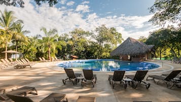 Poolside bar
