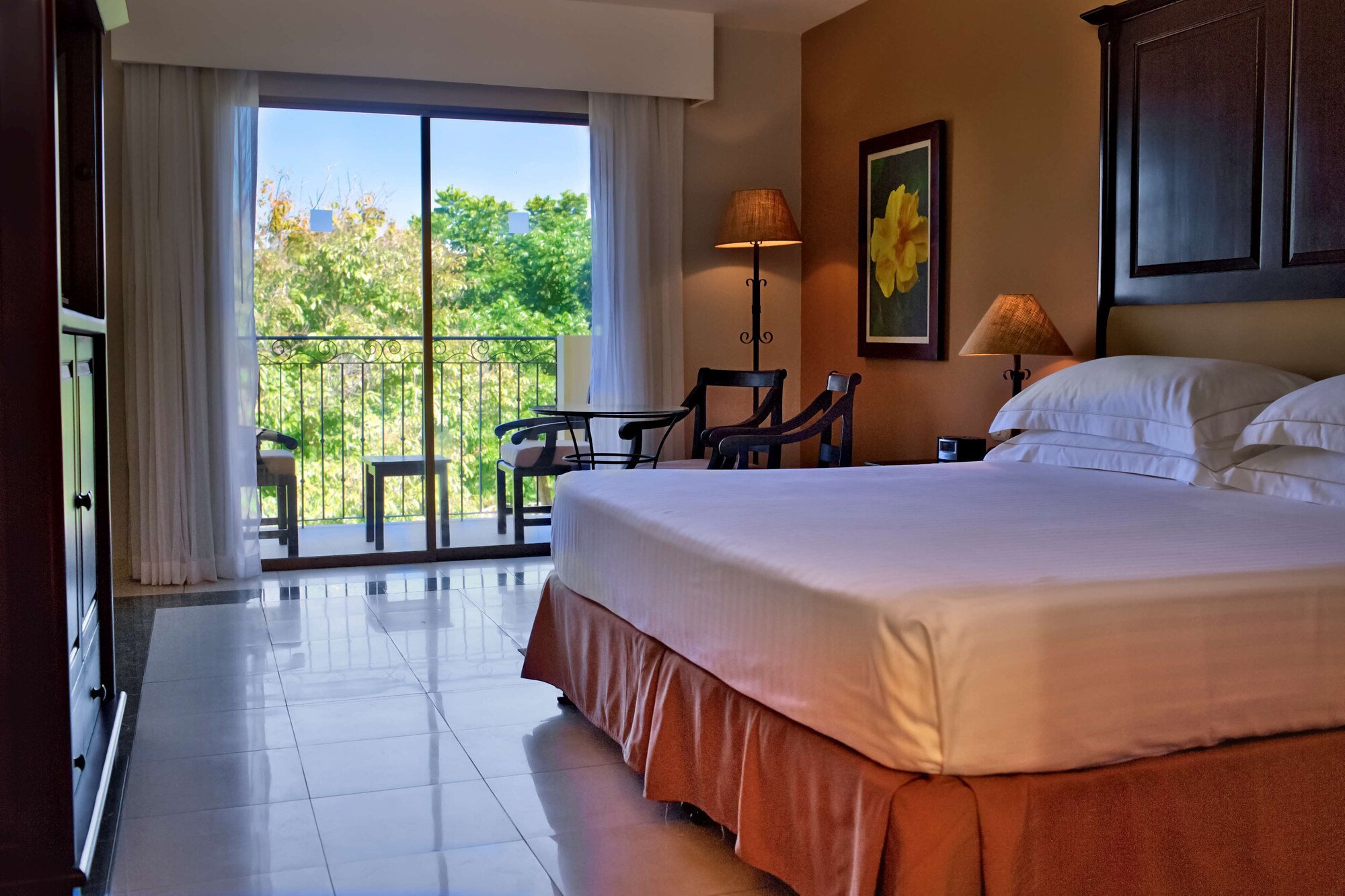 4 Star Hotels