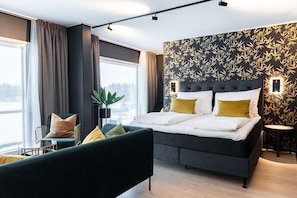 Junior Suite | Desk, soundproofing, free WiFi, bed sheets