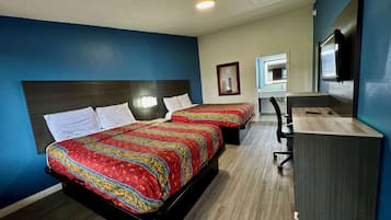 Zimmersafe, Verdunkelungsvorhänge, Zustellbetten, kostenloses WLAN