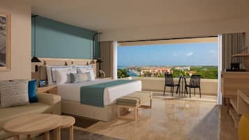 1 bedroom, free minibar, in-room safe, desk