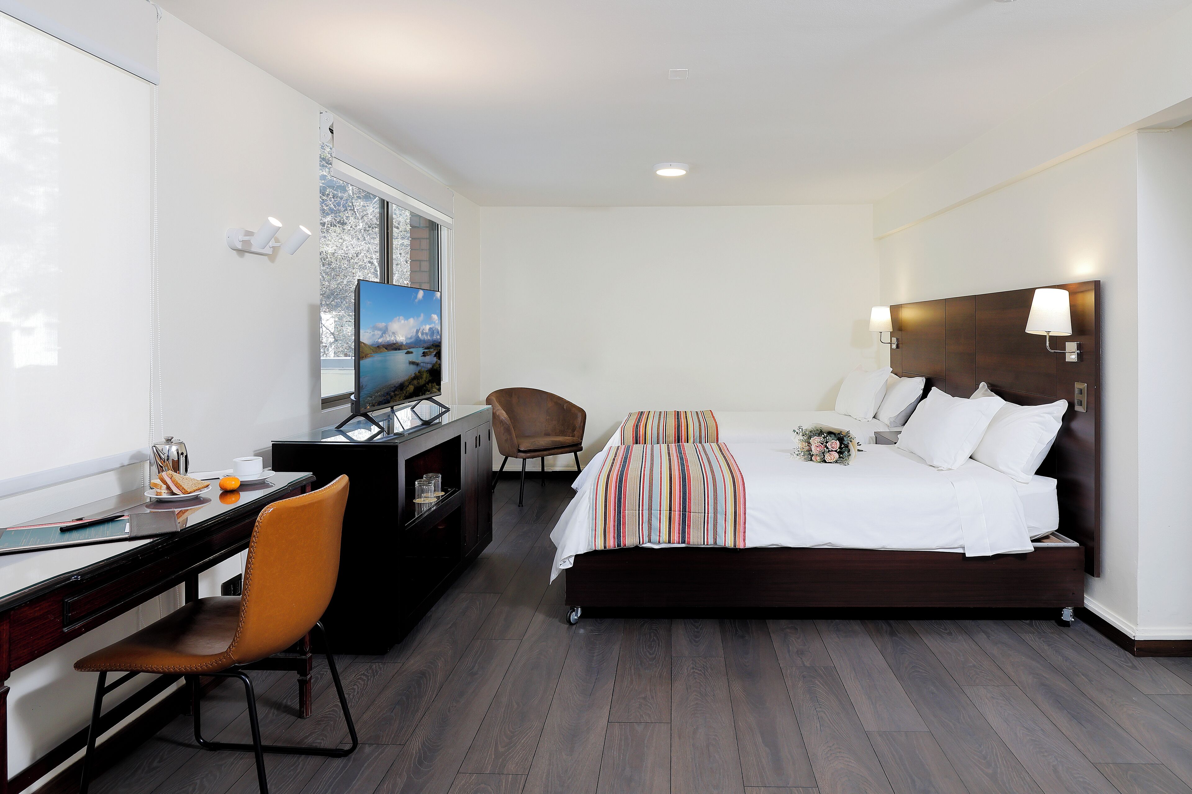 Foto - MR Express (ex Hotel Neruda Express)