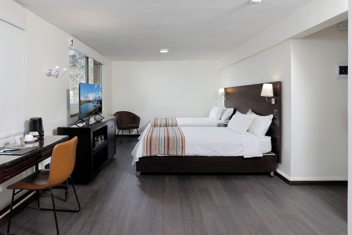 Minibar, in-room safe, free WiFi, wheelchair access
