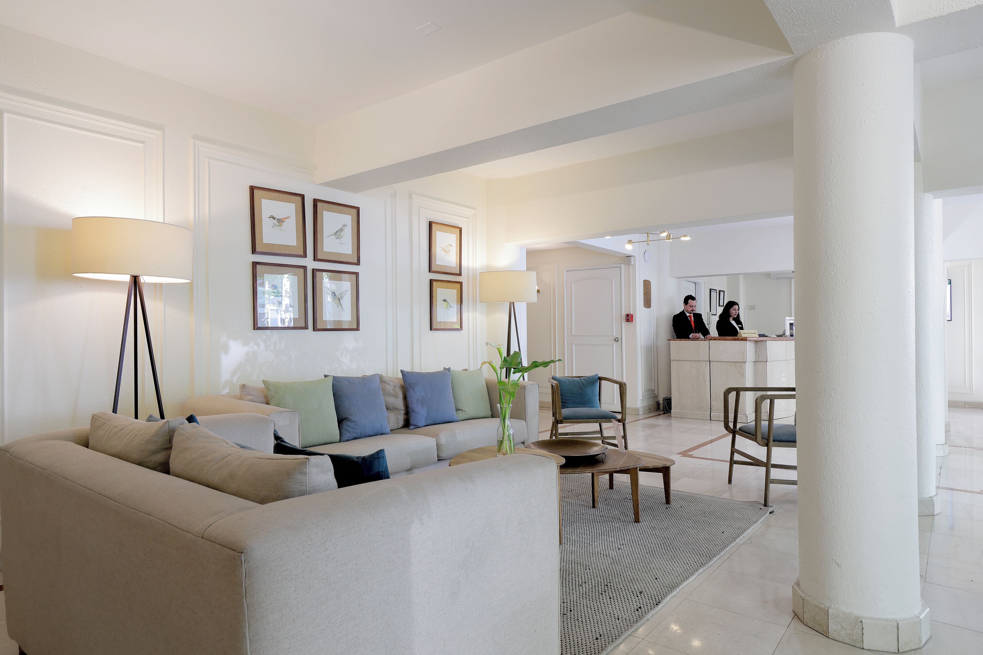 Foto - MR Express (ex Hotel Neruda Express)