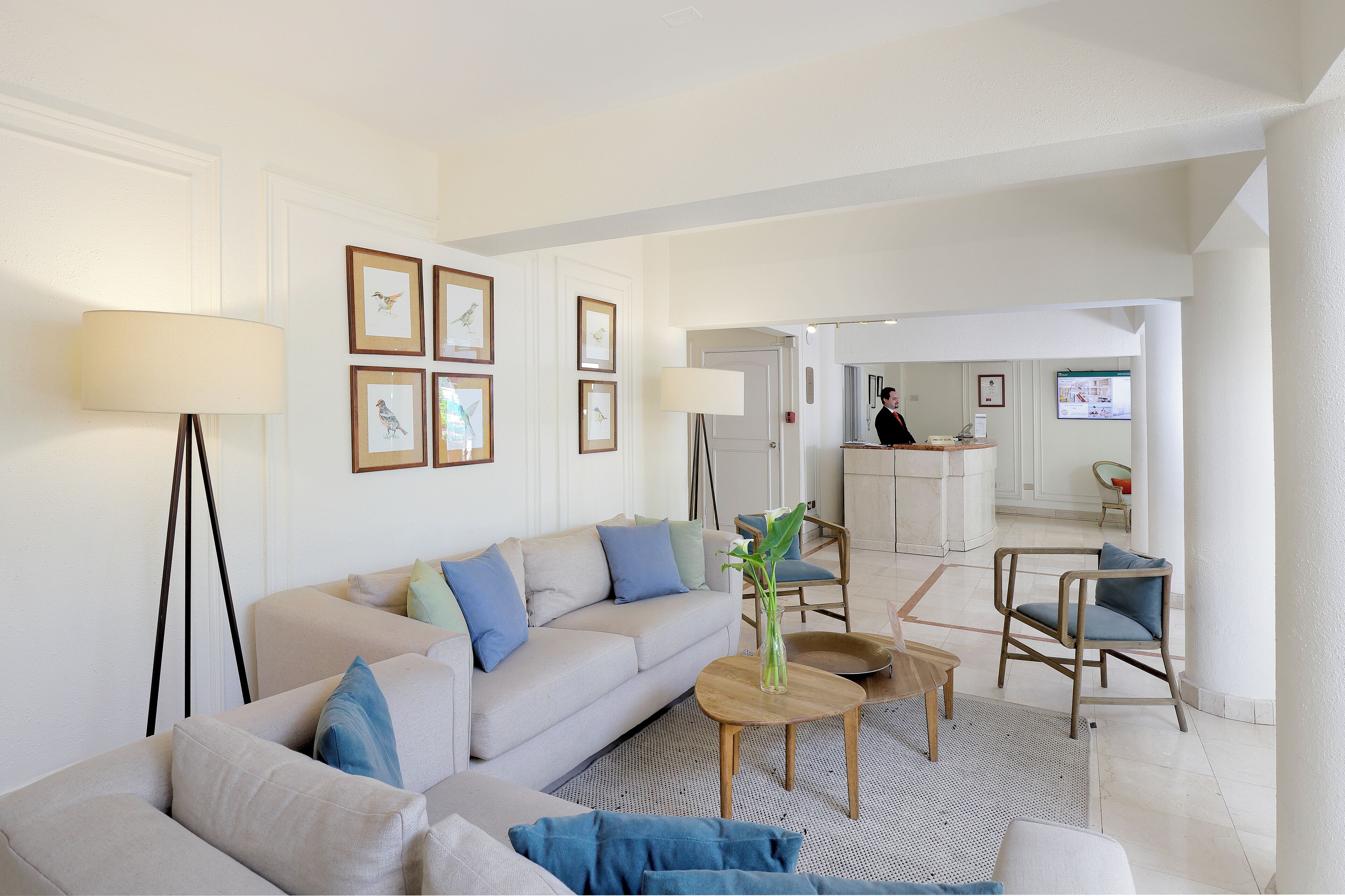 Foto - MR Express (ex Hotel Neruda Express)