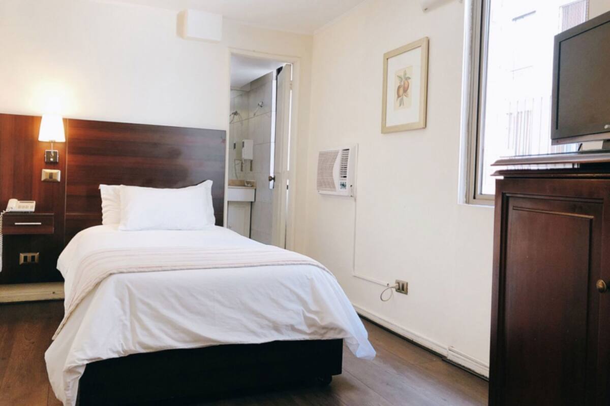 Minibar, caja de seguridad en la habitación y wifi gratis