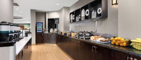 Free daily continental breakfast