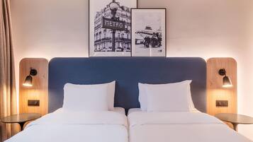Standard Room | In-room safe, desk, laptop workspace, soundproofing